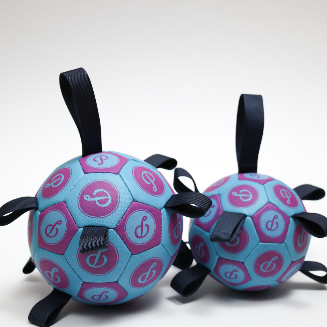 PUPPSTER SOCCER BALL